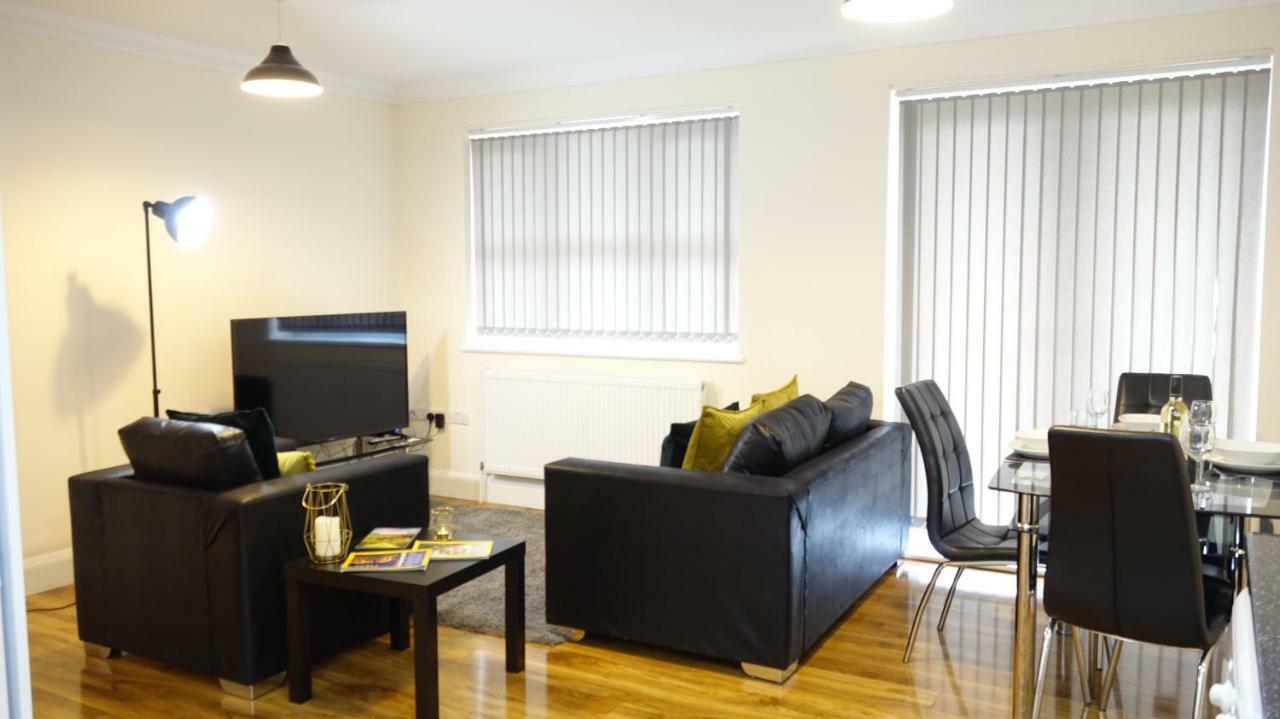 Luxury 2 Bed 2 Bath - Free Parking - 5Min To Airport - Sleeps 6 Lejlighed Ashford  Eksteriør billede
