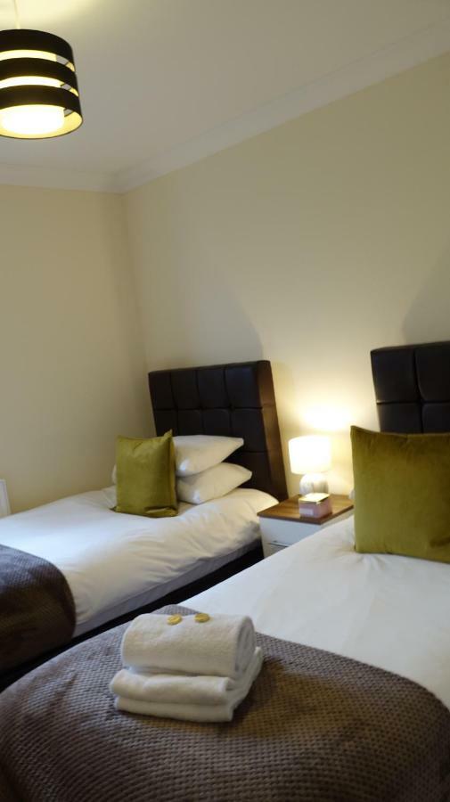 Luxury 2 Bed 2 Bath - Free Parking - 5Min To Airport - Sleeps 6 Lejlighed Ashford  Eksteriør billede