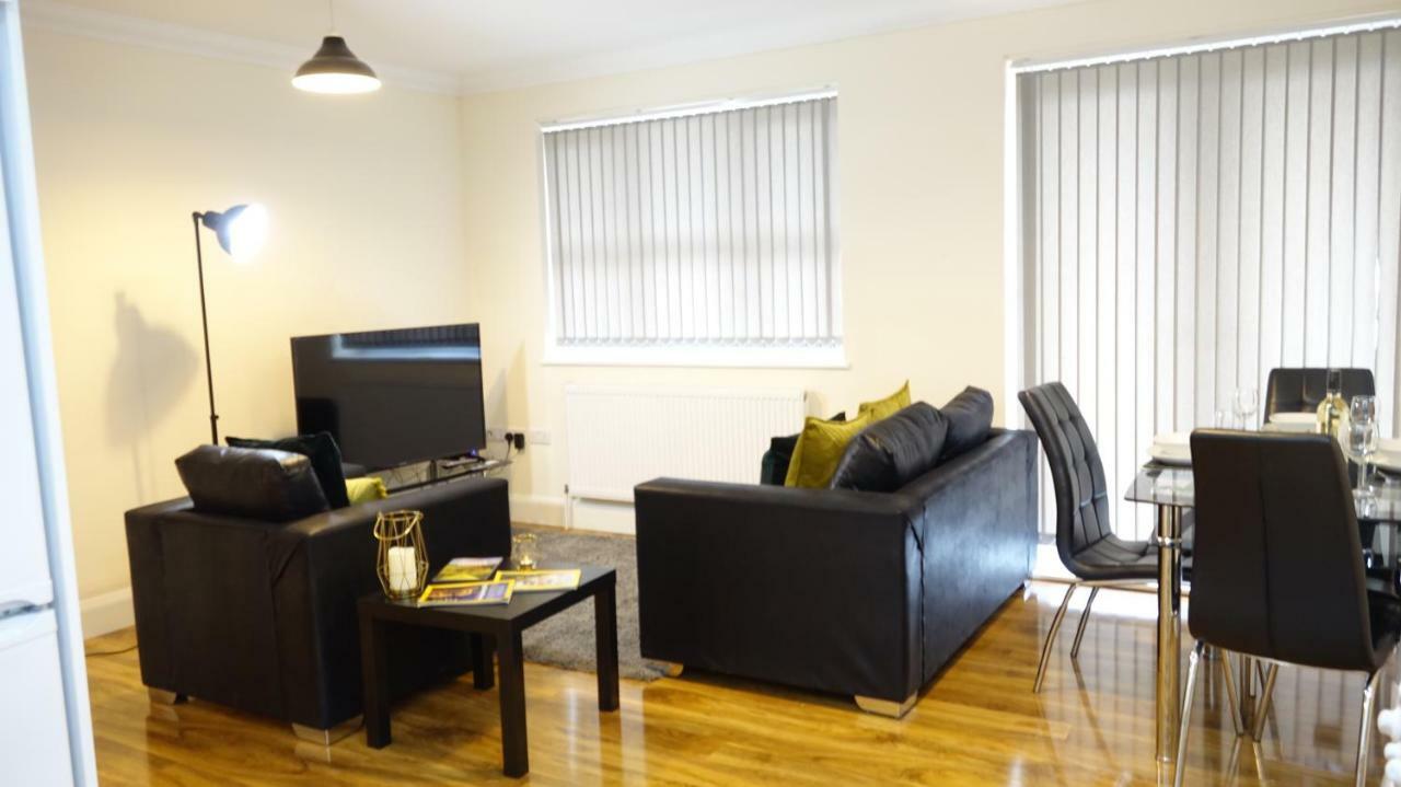 Luxury 2 Bed 2 Bath - Free Parking - 5Min To Airport - Sleeps 6 Lejlighed Ashford  Eksteriør billede